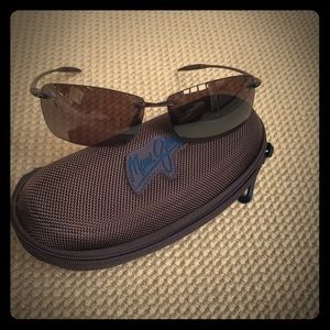 Maui Jim Mens Sunglasses.